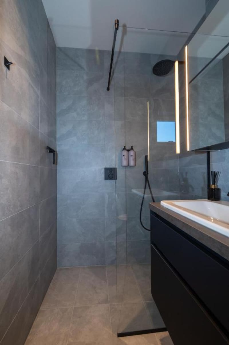 LL Properties | S10 Luxury Penthouse, Akureyri