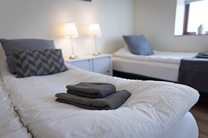 Fjallið - Triple room w/shared bathroom room