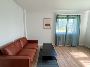 Apartment G room
