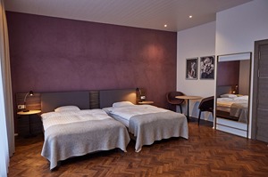 Suite room
