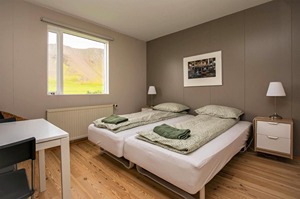 Room B room