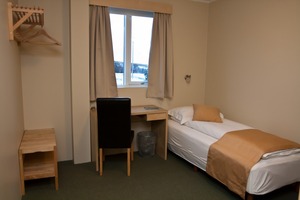 Single room with private bathroom room