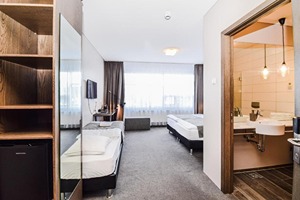 Triple Room room