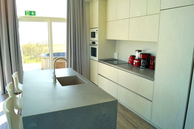 Austurey Lakefront Villa — photo 3