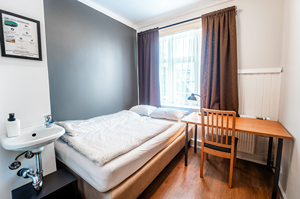 Small Double Room room