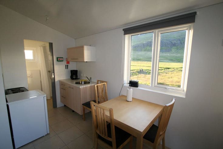 Urðartindur Cabin — photo 4