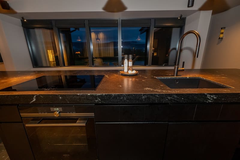 Svart Lodge — photo 4