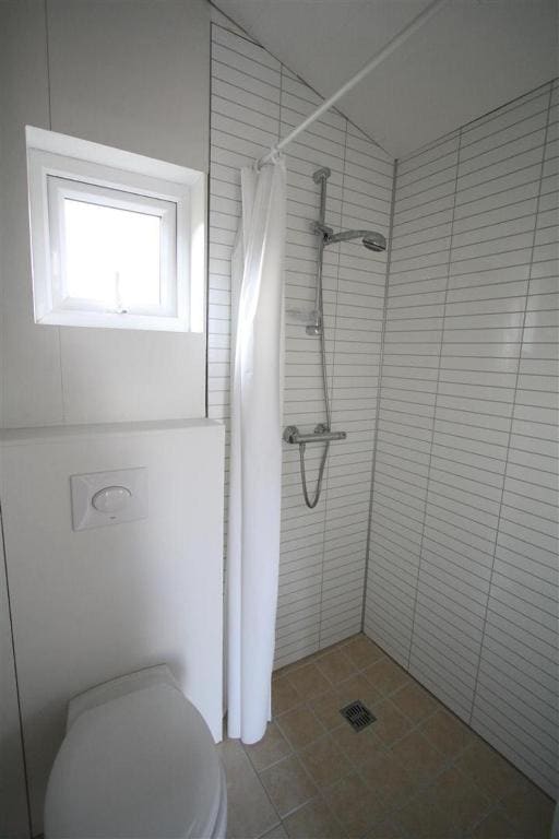 Urðartindur Cabin — photo 3